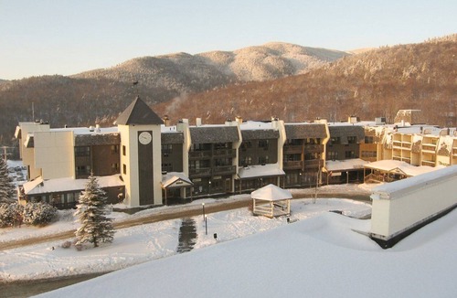 Bolton Valley Apartment | Beautiful 1 bedroom unit at resort, sleeps 8