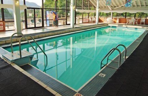 Tynecastle Apartment | Beautiful 1 bedroom unit at resort, sleeps 4