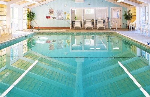 Plymouth Apartment | Beautiful 2 bedroom unit at resort, sleeps 6