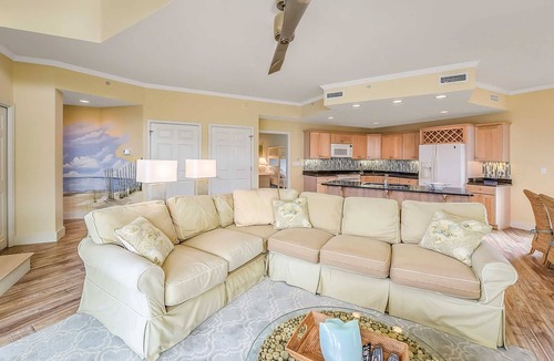 Midtown Ocean City Condo | 🏖️Beautiful 2 story Oceanblock Condo 🏖️