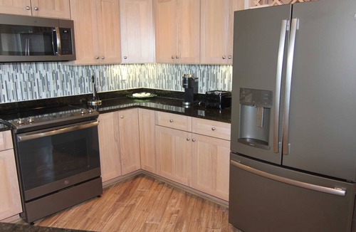 Midtown Ocean City Condo | 🏖️Beautiful 2 story Oceanblock Condo 🏖️