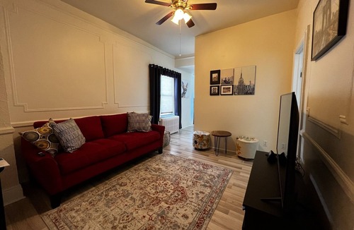Historic Downtown House | Beautiful 3 Bedroom Apt Home, Jersey City