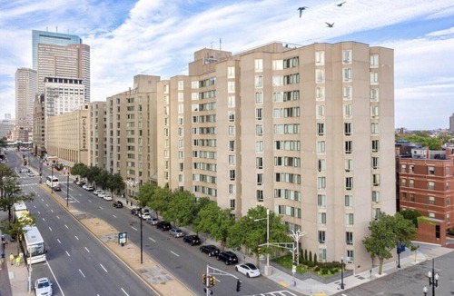 Back Bay Apartment | Beautiful 3BR 2BA Condo in back bay heart