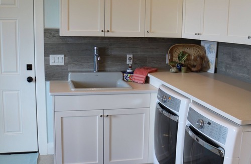 Ferndale House | Beautiful and spacious family home with WiFi, AC and Mt. Baker views
