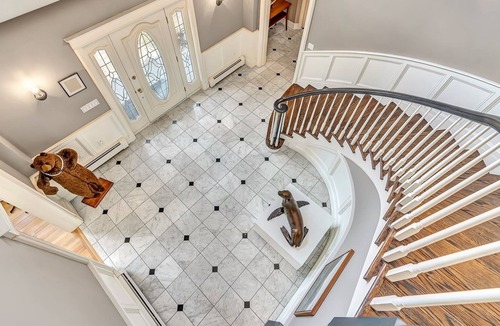Yarmouth House | Beautiful and Spacious Home in Prime Location With Water Views and a Heated Pool