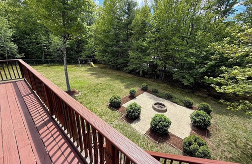 Birch Hill Ski Chalet | Beautiful Chalet Style Home with Seasonal Mountains Views in North Conway, NH