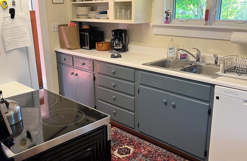 Greensboro House | Beautiful Country Home close to the village and public beach