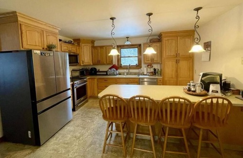Plainfield House | Beautiful Home in Central Vermont