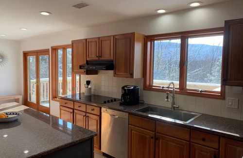 Vernon House | Beautiful Mountain House with amazing views 11min from Mountain Creek & Warwick