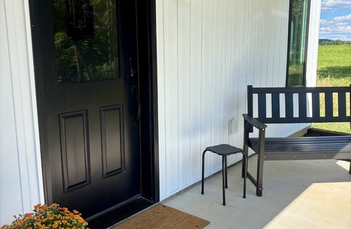 Blacksburg House | Beautiful new 3 bed/3.5 bath home minutes from VT and downtown Blacksburg.
