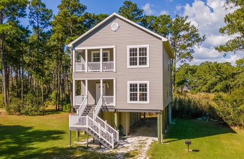Piney Island House | Beautiful 'Piney Island Getaway' on Chincoteague Island!