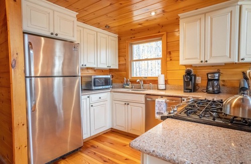 Campton House | Beautiful private rustic log cabin, pool, hot tub