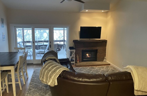 Mendon Condo | Beautiful ski condo, close to multiple ski mtns