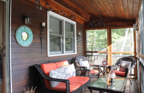 East Wakefield House | BEAUTIFUL VIEWS AND STUNNING SUNSETS AT THIS LAKEFRONT HOME!