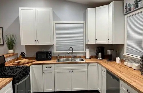 Le Roy House | Beautiful Village of LeRoy Home