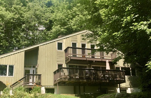 Killington House | Beautiful year round location!