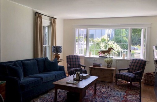 Dorset House | Beautifully restored Cottage on the Green in Dorset, Vermont