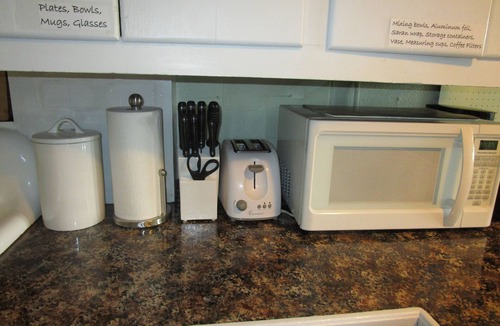 Ithaca Apartment | Beauty & tranquility awaits you at Ellis Haven guest suite with kitchen & pool