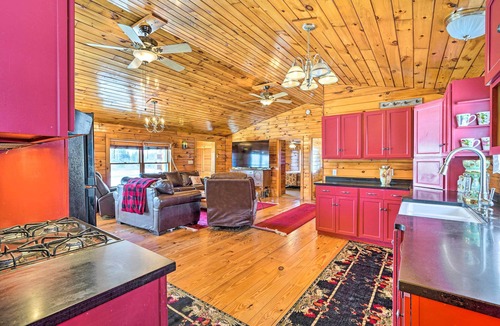 Bemus Point Cabin | Bemus Point Retreat ~ 3 Mi to Chautauqua Lake