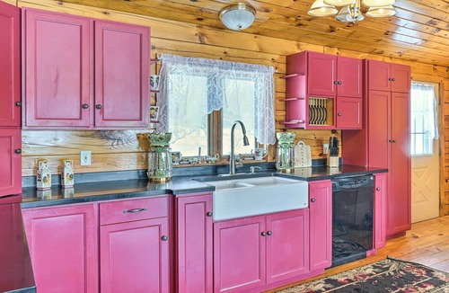 Bemus Point Cabin | Bemus Point Retreat ~ 3 Mi to Chautauqua Lake
