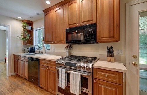 Richmond House | Berkshires Colonial on 2 Acres by Evergreen Home