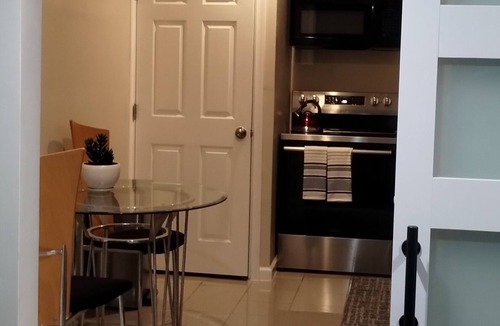 16th Street Heights Apartment | Best Choice. Spacious, 1BR 1BA Apt in NW DC area with free street parking.