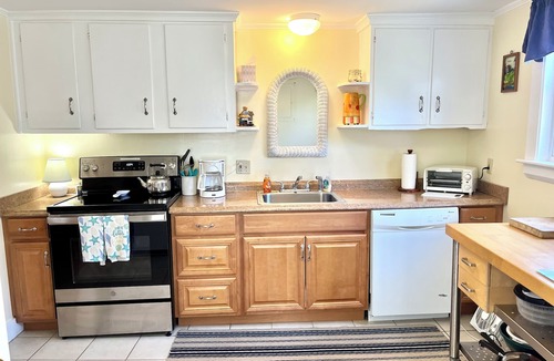 York Beach House | Best of Both Beaches!