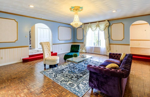 Andover House | Big Stone Gap Mansion: Private Pool & Home Theater