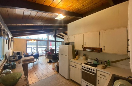 East Burke Ski Chalet | Bike & Ski Chalet in Amazing Location - Great for Groups and Families