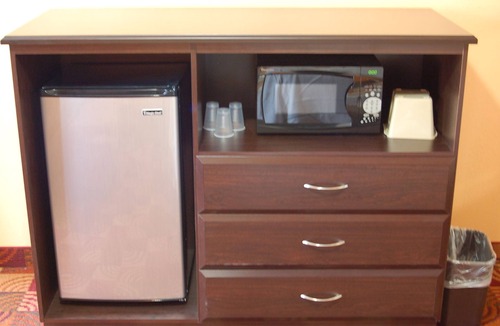 South Glens Falls Hotel | BLUE SKY INN Glens Falls-Saratoga-Lake George