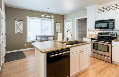 Old Farm District House | Bluebird Day - Wildwood Manor
