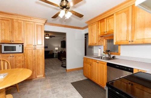 Vermilion House | Bluebirds Road to Happiness