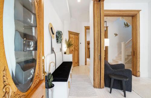 Bloomingdale House | Boho Bliss Bloomingdale plus Parking