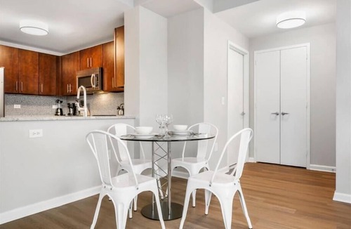 Hudson Exchange Apartment | Brand New 2BR | Free WiFi | Full Kitchen | Access to NYC