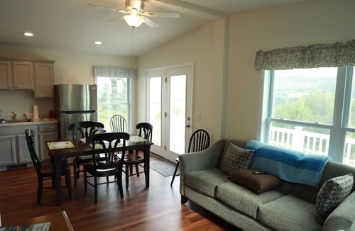 Millerton Villa | Brand-New House On Lake With Tons of Privacy
