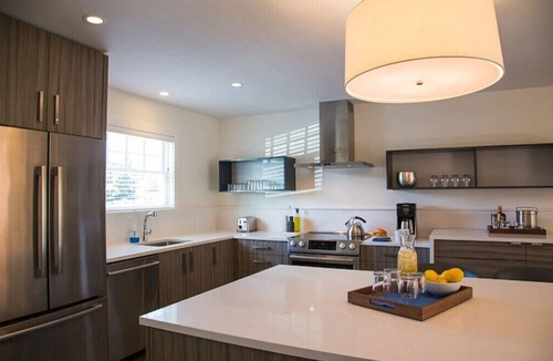 Culloden Shores House | Brand New Waterfront - Chic & Sophisticated unit #701