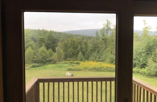 Arlington Ski Chalet | Brian Piece of Heaven for fall Foliage. Beautiful colors