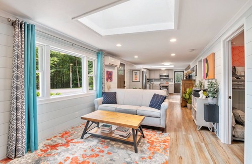 Farmington Cabin | ☀ Bright and Charming Single-Family Home at Baxter Lake - Dog Friendly
