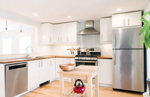 South End House | Bright, Clean House in Downtown Historic Neighborhood