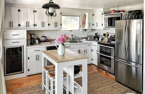 Rockport House | Brilliant Ocean Views. Two Cottages - One price.