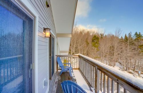 Bromley Mountain Apartment | Bromley Mountain Escape with 2 Balconies Hike and Ski