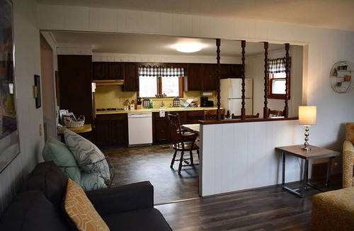 Goshen House | Brook Road Condo