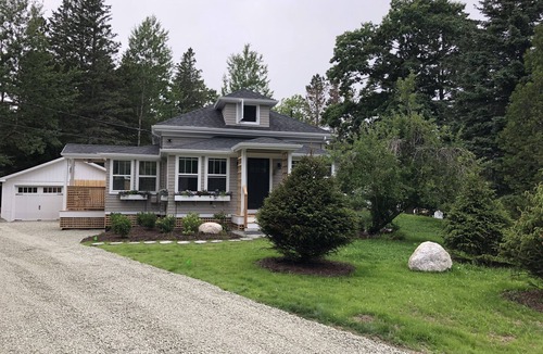 Bass Harbor House | “Brookshire Cottage” Acadia National Park “Pet Friendly” Mt Desert Island ME