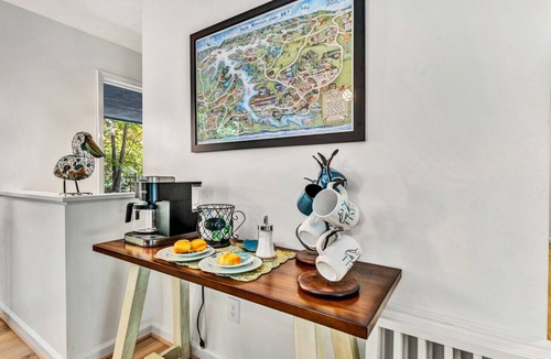 North Shore House | Brown Dog`s Bluff - SML