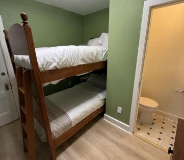 Allentown House | Buffalo Guesthouse