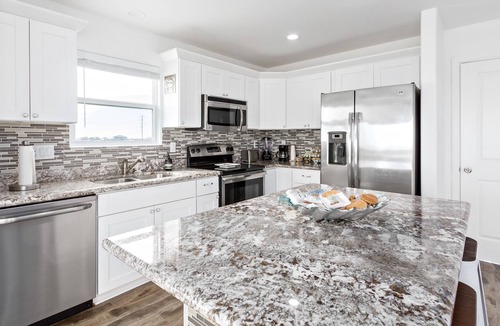 Port Bolivar House | Cab'n by the Sea - ULTRA SECLUDED BEACHFRONT HOME - 2BR/2BA
