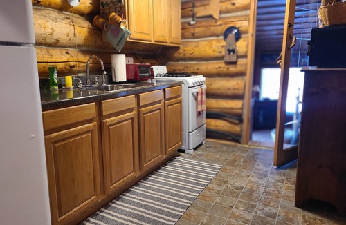 Town of Bleecker Cabin | Cabin in the ADK! Close the Great Sacandaga, Lapland Lake & Snowmobile Trails!