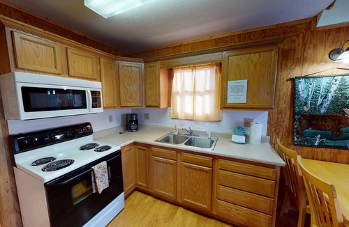 Logan Cabin | Cabins In Hocking - Retreat cabin #10