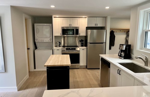 Plymouth House | Camp Amherst: Ski and Lakeside Retreat. Killington/Okemo, Firepit, private dock!