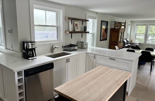 Plymouth House | Camp Amherst: Ski and Lakeside Retreat. Killington/Okemo, Firepit, private dock!